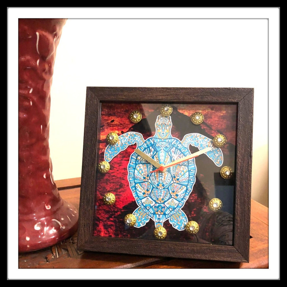 Abstract background Turtle Clock - Footprints Forever
