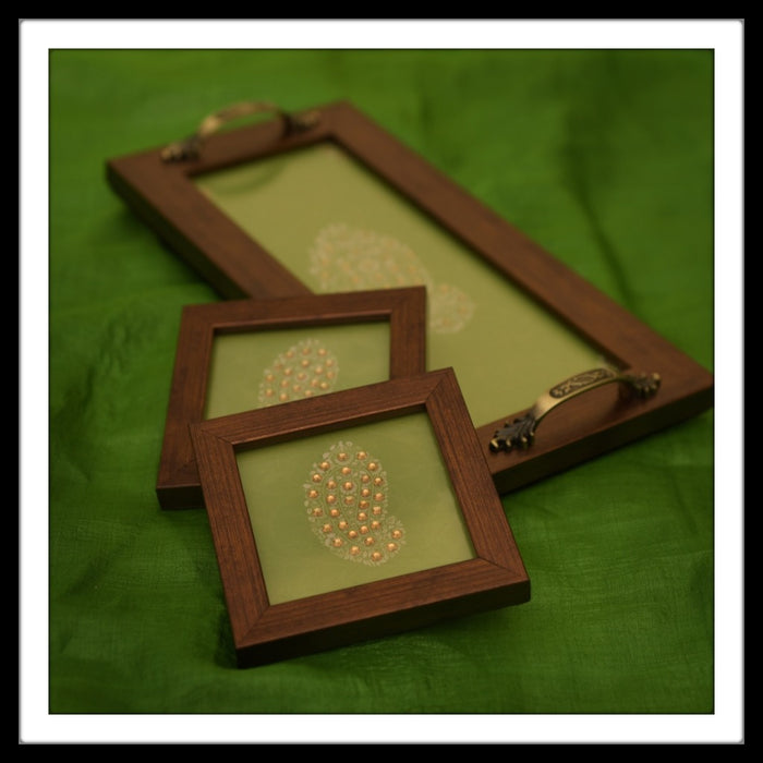 Leaf Green Paisley Tray & 2 Coasters Set